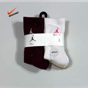 Nike AIR JORDAN Cushioned Crew socks
6-Pack